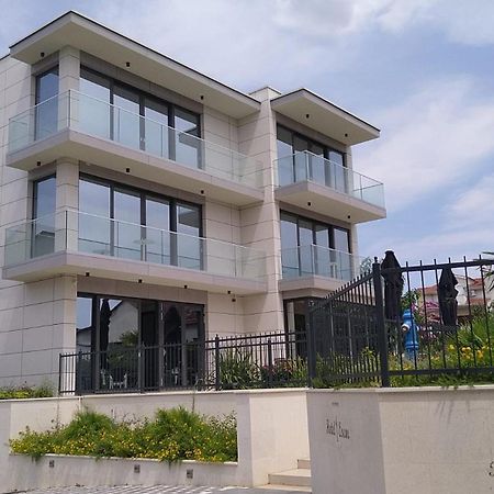 Hotel Oscar Kaštela Εξωτερικό φωτογραφία