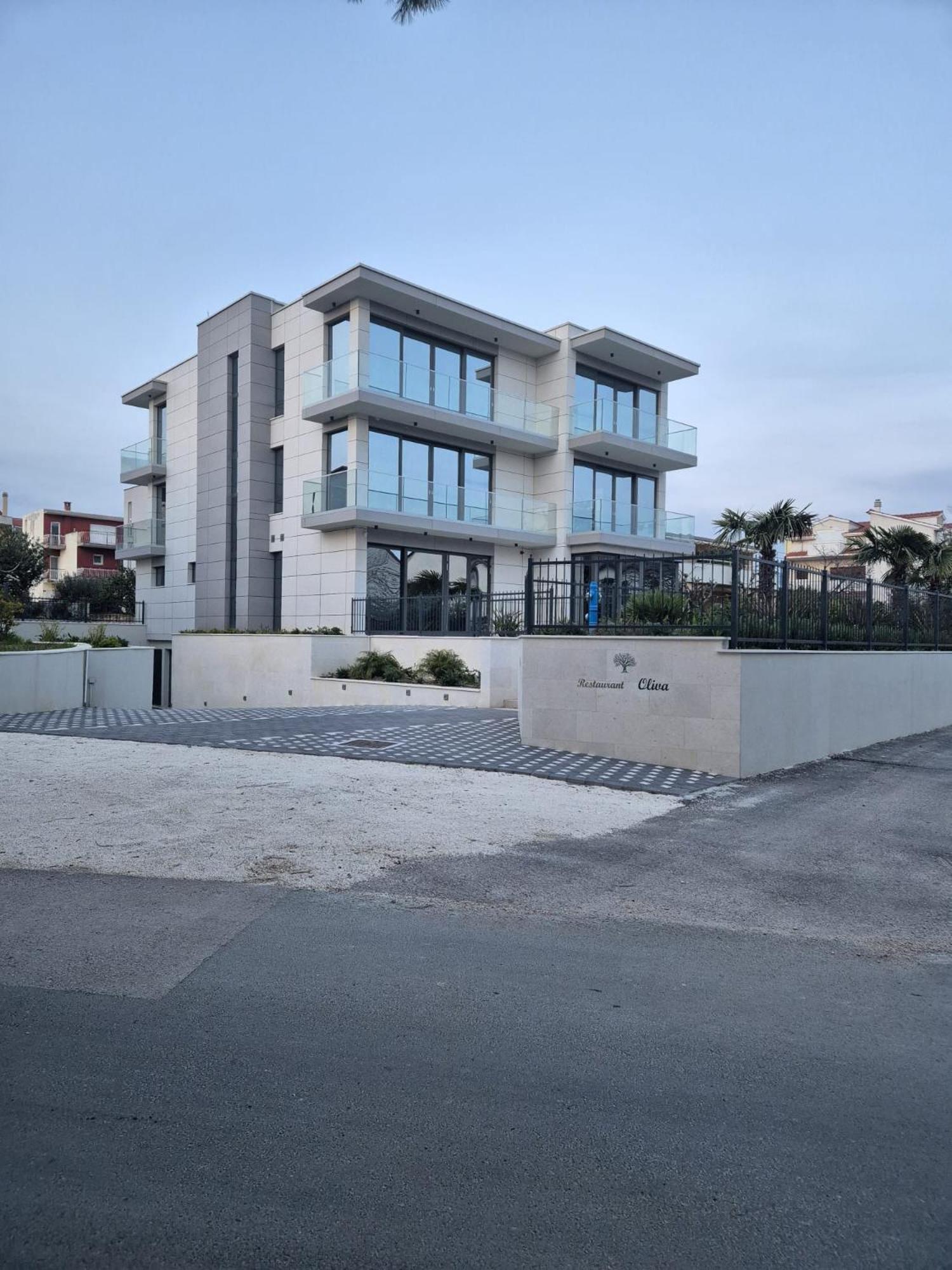 Hotel Oscar Kaštela Εξωτερικό φωτογραφία