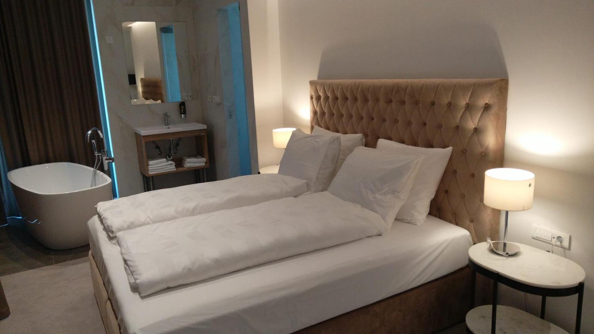 Hotel Oscar Kaštela Εξωτερικό φωτογραφία