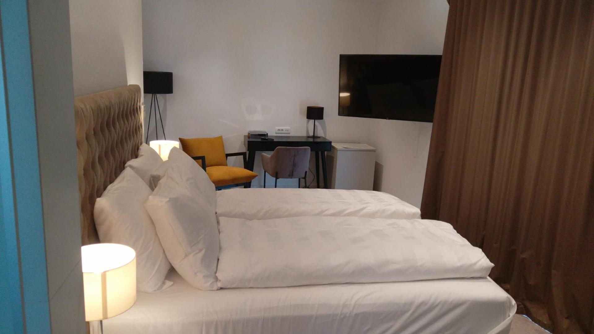 Hotel Oscar Kaštela Εξωτερικό φωτογραφία
